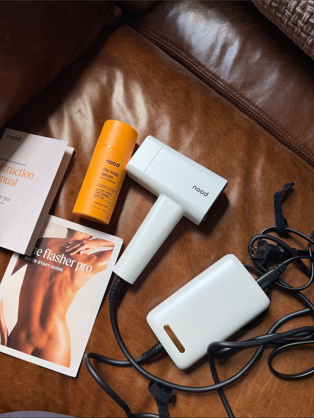 Nood Flasher Pro IPL Hair Removal Device with Orange Serum
